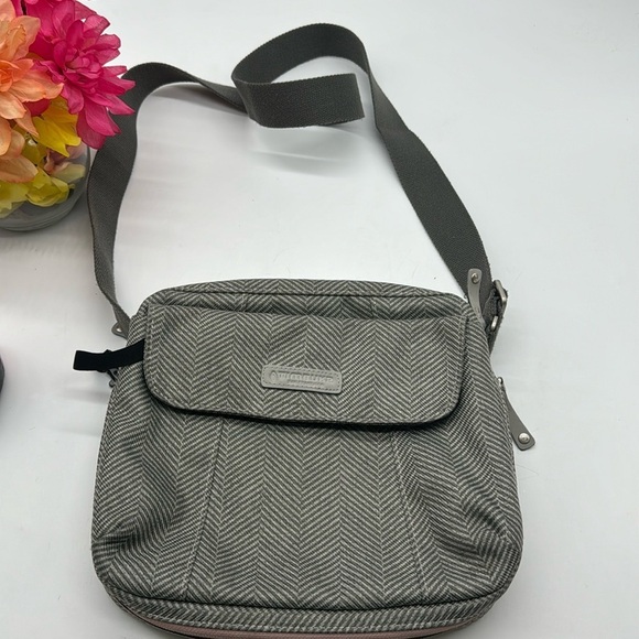 Timbuk2 Gray Pink Crossbody Lightweight Bag MCB6942J - Picture 1 of 13